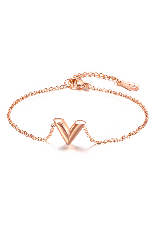 빅토리아 클래식 V 형 펜던트 체인 팔찌